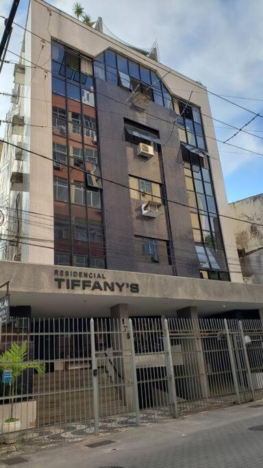 Residencial Tiffany's, Porto Da Barra, Salvador-ba
