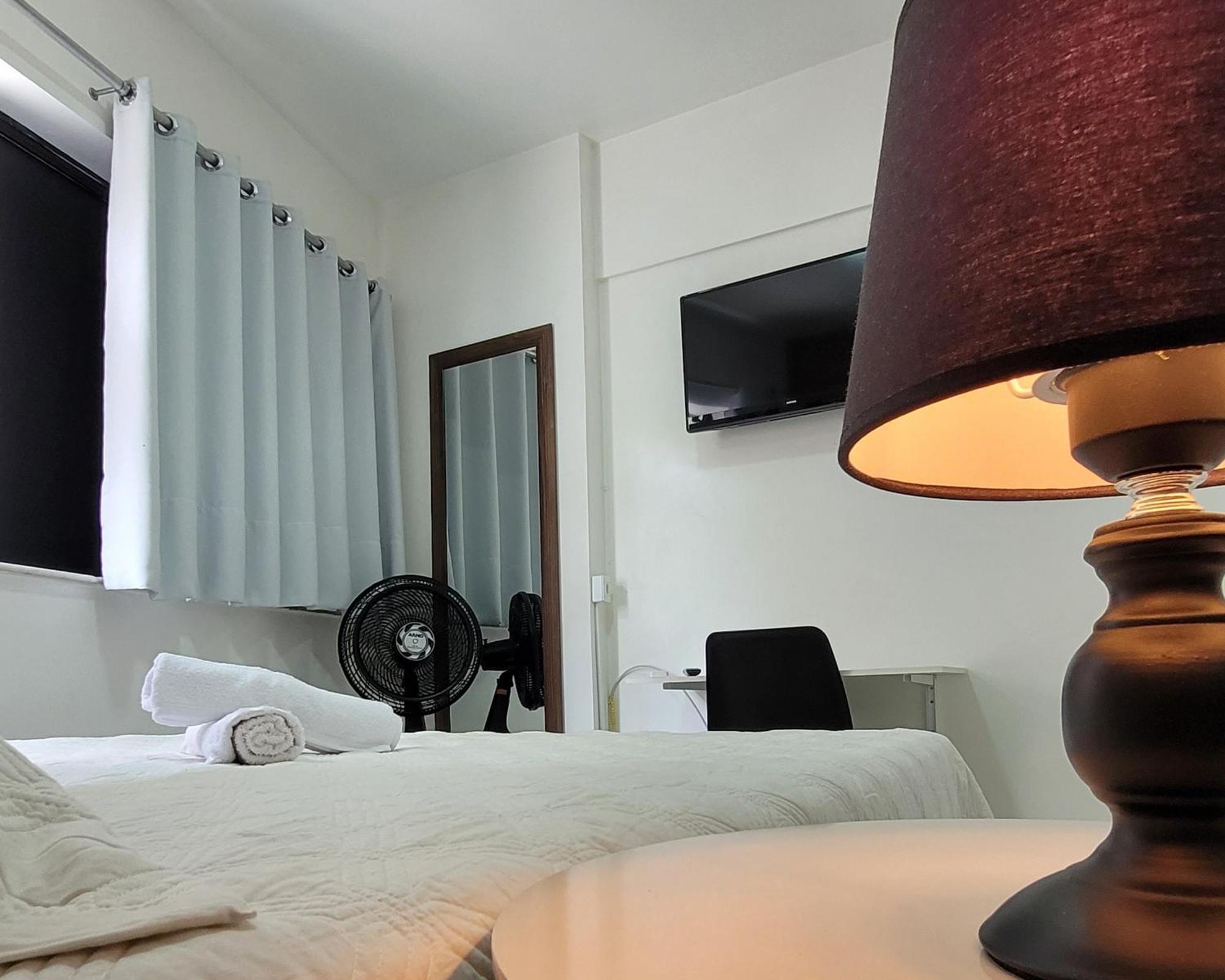 Residencial Tiffany's, Porto Da Barra, Salvador-ba *